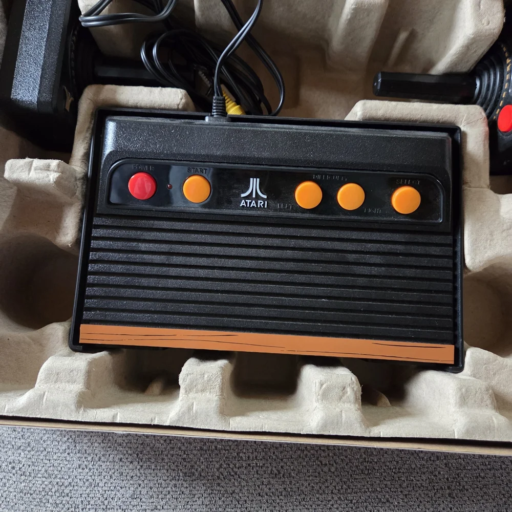 ATARTI Flashback 6 Classic Game Console - Black